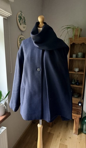 Zara navy short wool - navy,